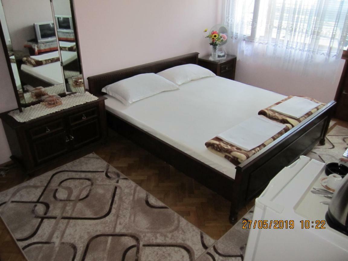 Rooms In Νεσέμπαρ Εξωτερικό φωτογραφία